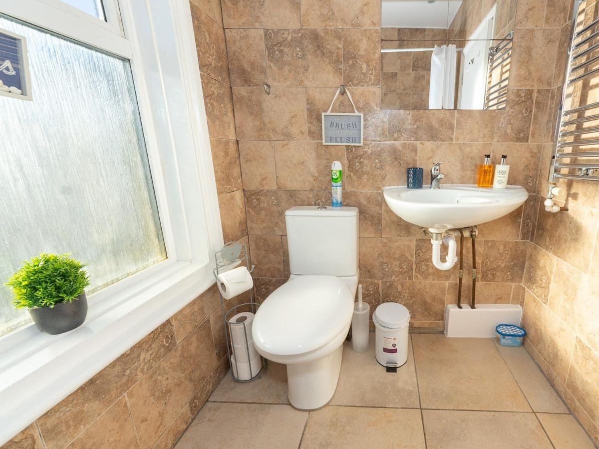Bellaliving 2 Bedroom Apartment - Luton ลูตัน ภายนอก รูปภาพ